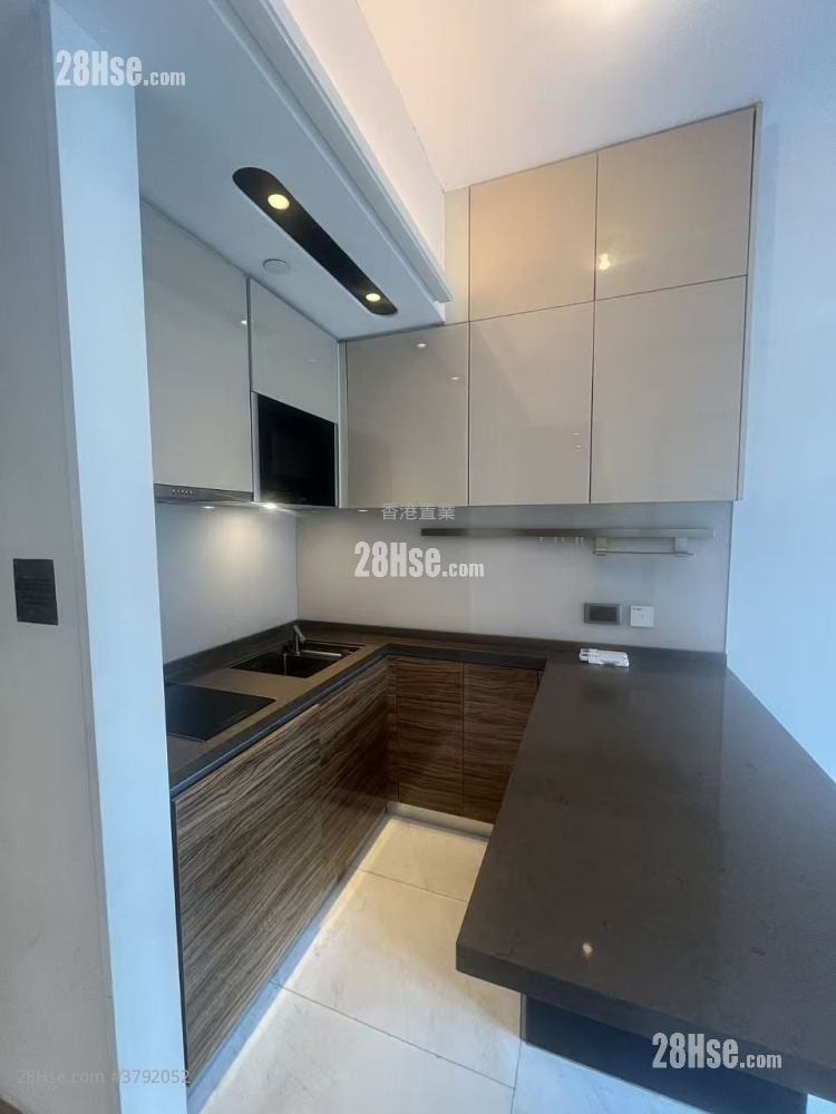 维峯 租盘 1 房 , 2 浴室 284 平方尺