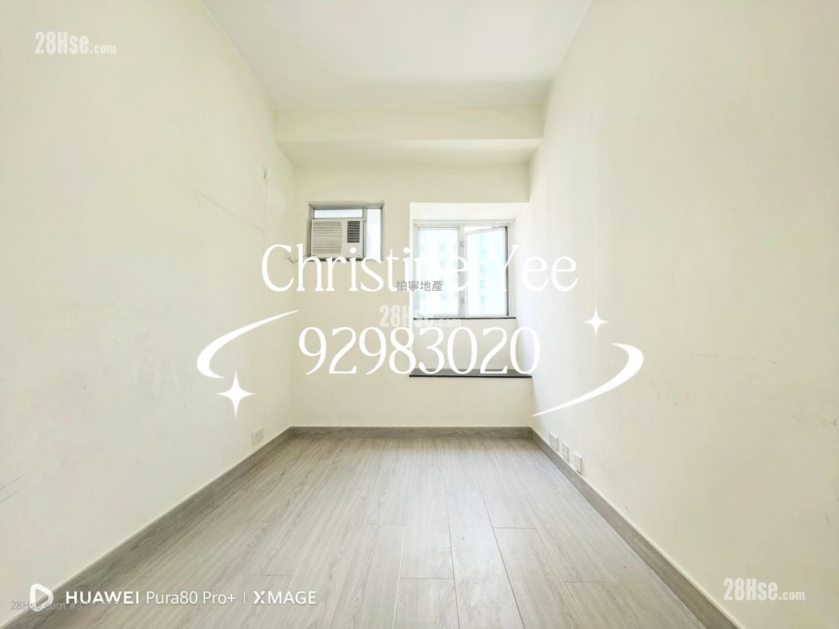 Grand Deco Tower Rental 4 Bedrooms , 2 Bathrooms 1,003 ft²