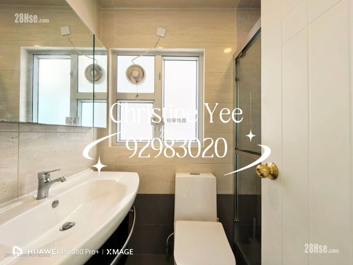 Grand Deco Tower Rental 4 Bedrooms , 2 Bathrooms 1,003 ft²