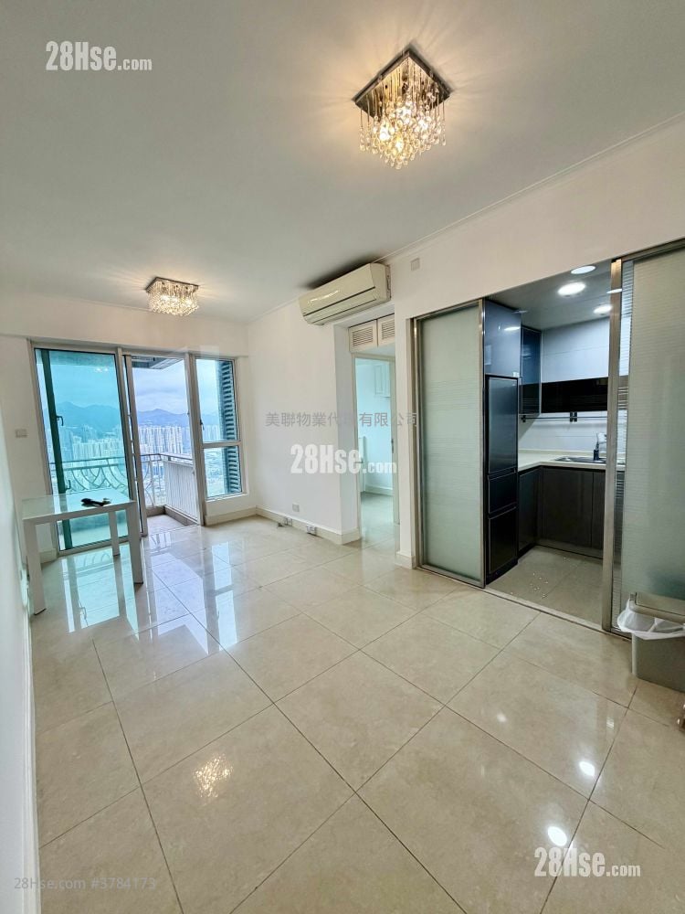 The Capitol Sell 2 Bedrooms , 1 Bathroom 519 ft²