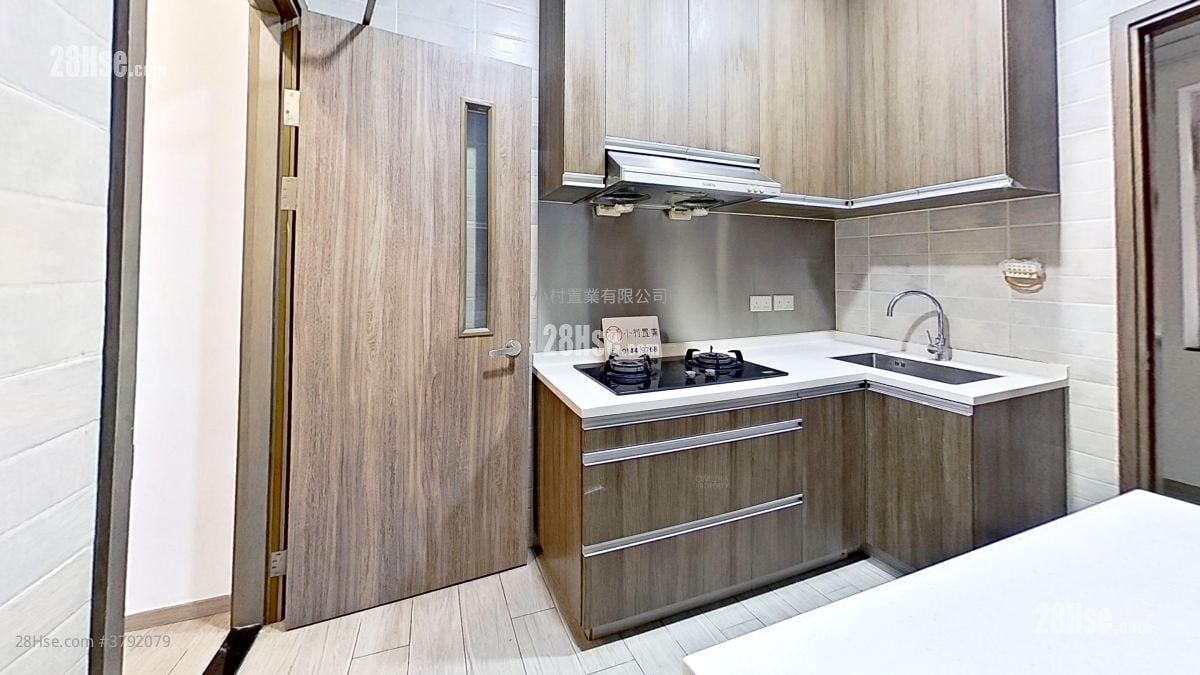 kitchen: Great George Building Rental 3 Bedrooms , 2 Bathrooms 845 ft²