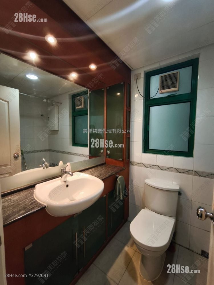 The Seacrest Rental 2 Bedrooms , 1 Bathroom 466 ft²