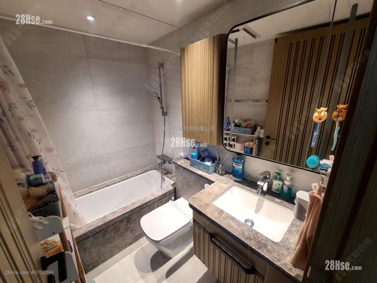 朗涛 租盘 2 房 , 1 浴室 595 平方尺