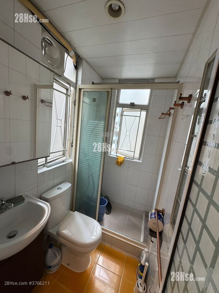 Winfield Building Rental Studio , 1 Bathroom 194 ft²