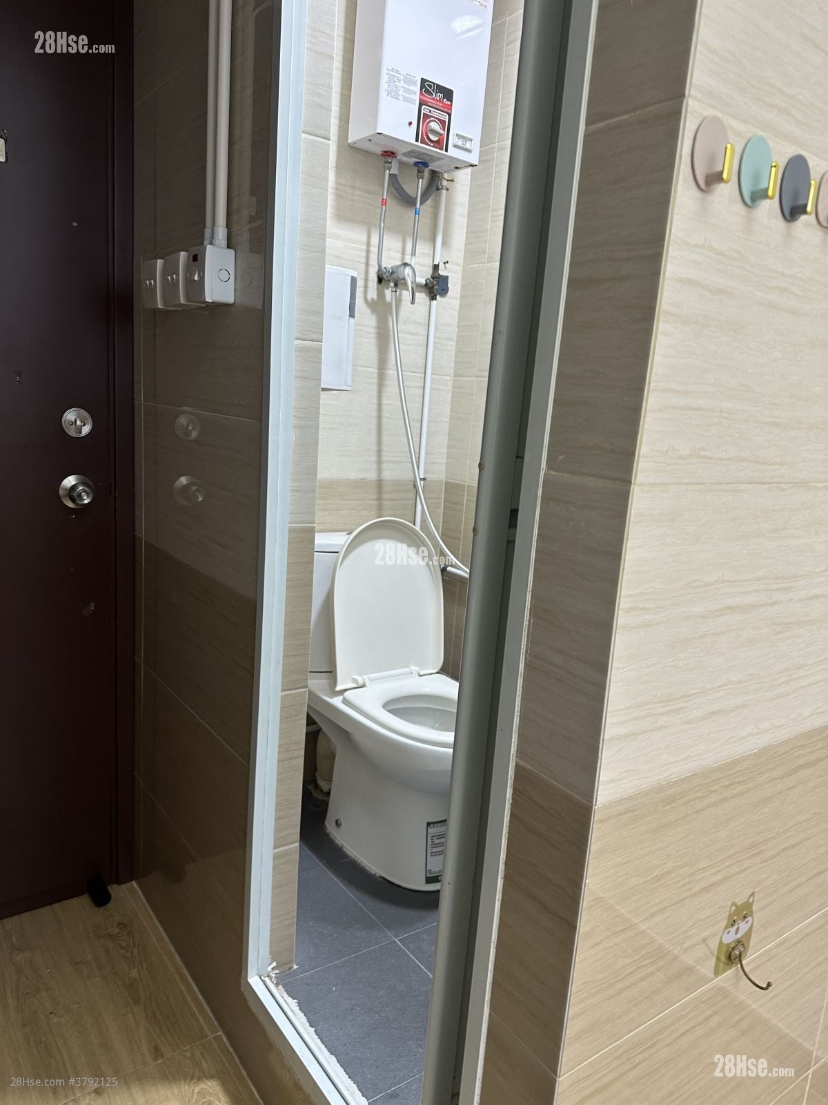 钜昌大楼 租盘 开放式间隔 , 1 浴室 180 平方尺