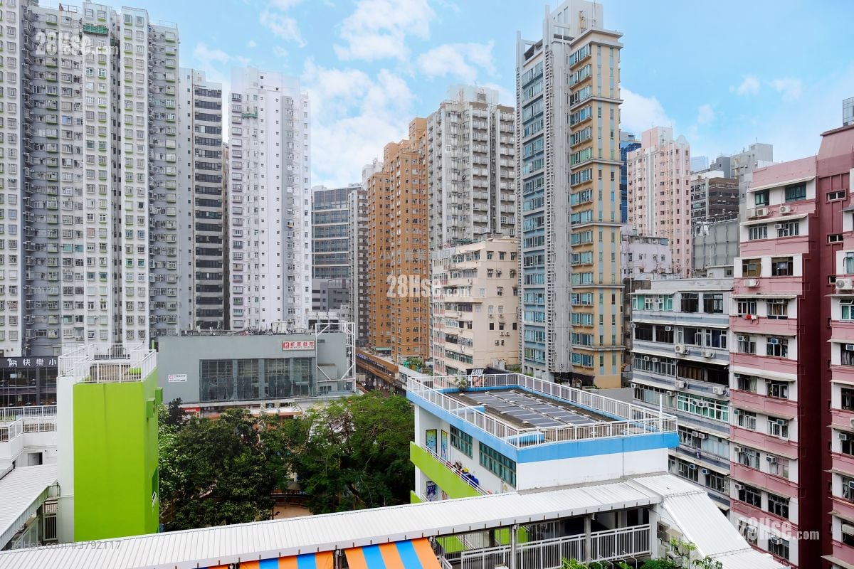 景观: 忠信大厦 售盘 3 房 , 3 浴室 643 平方尺