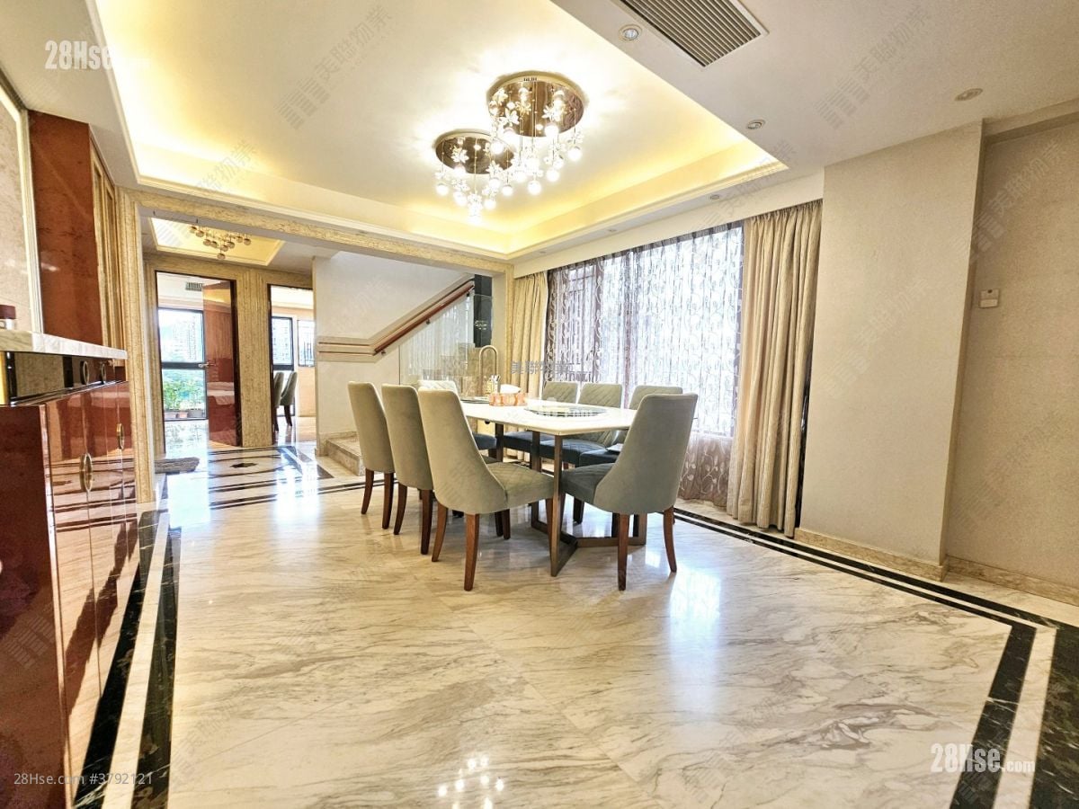 Sunview Garden Sell 5+ Bedrooms , 3 Bathrooms 2,347 ft²