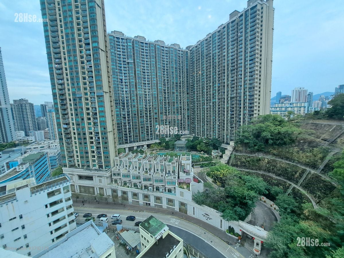 Sunview Garden Sell 3 Bedrooms , 3 Bathrooms 1,335 ft²