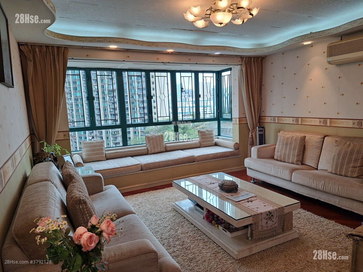 Sunview Garden Sell 3 Bedrooms , 3 Bathrooms 1,335 ft²