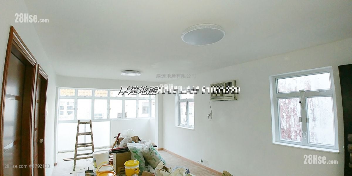 村屋 租盘 3 房 , 1 浴室 700 平方尺