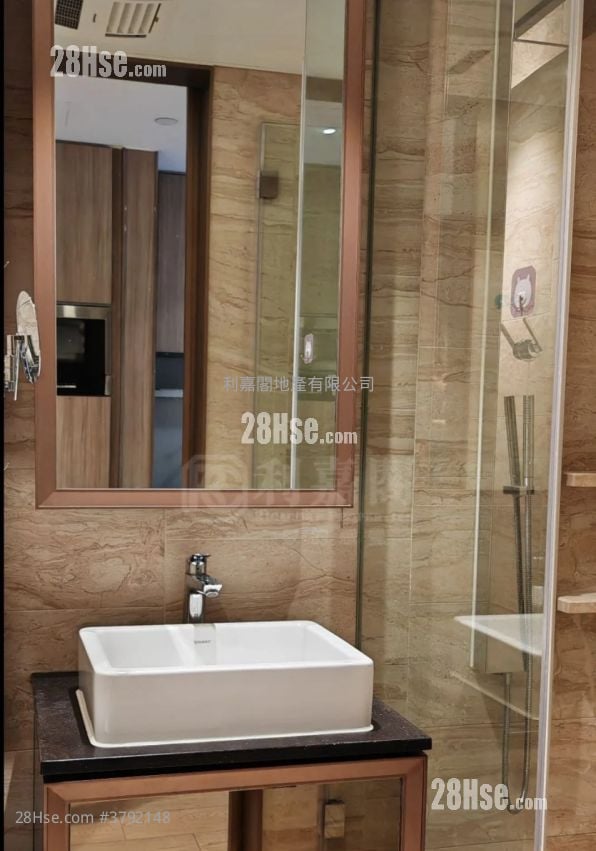 荟荞 售盘 254 平方尺