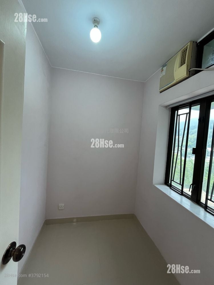 山景阁 售盘 2 房 , 1 浴室 319 平方尺