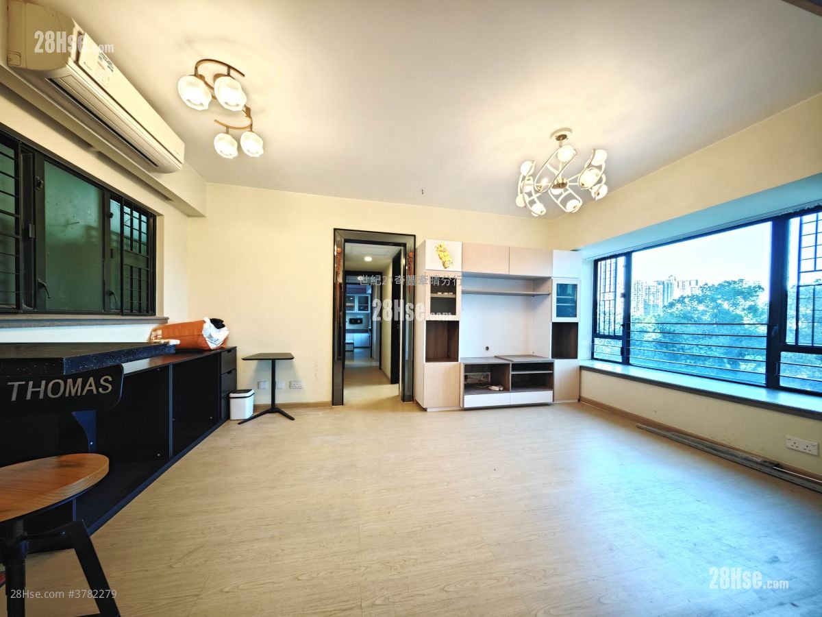 Dawning Views Sell 3 Bedrooms , 2 Bathrooms 616 ft²