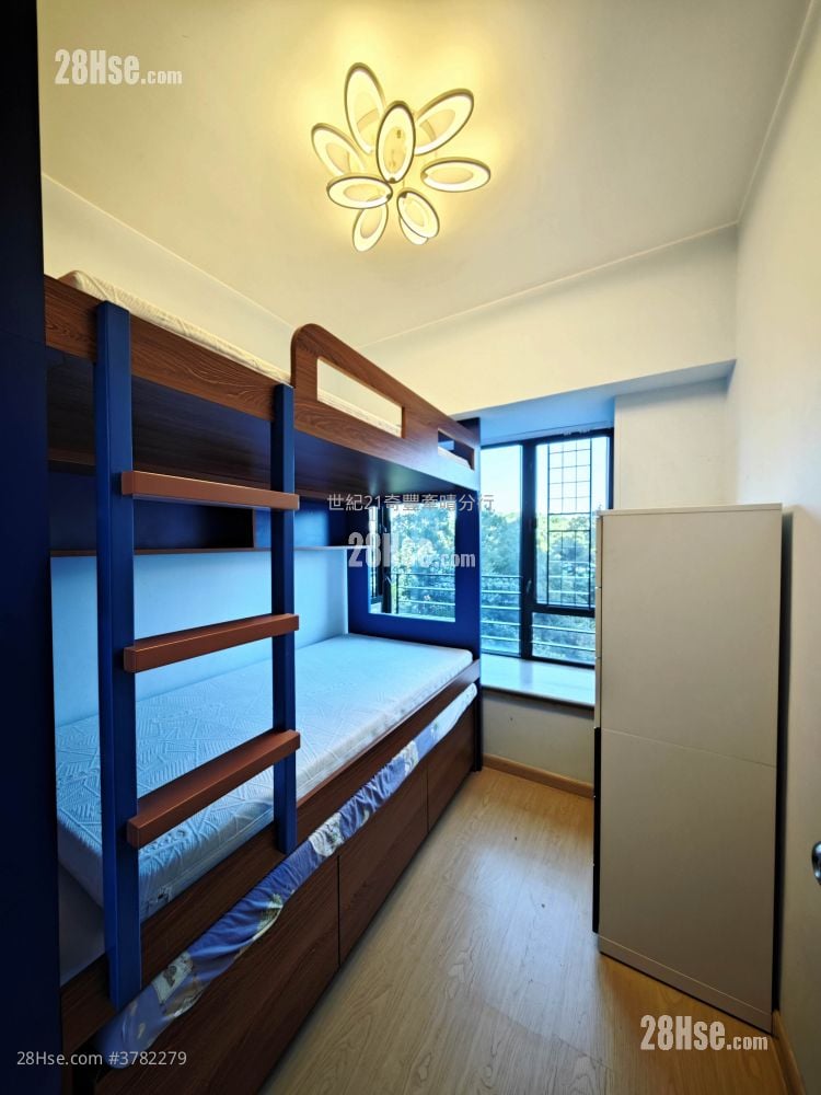 Dawning Views Sell 3 Bedrooms , 2 Bathrooms 616 ft²