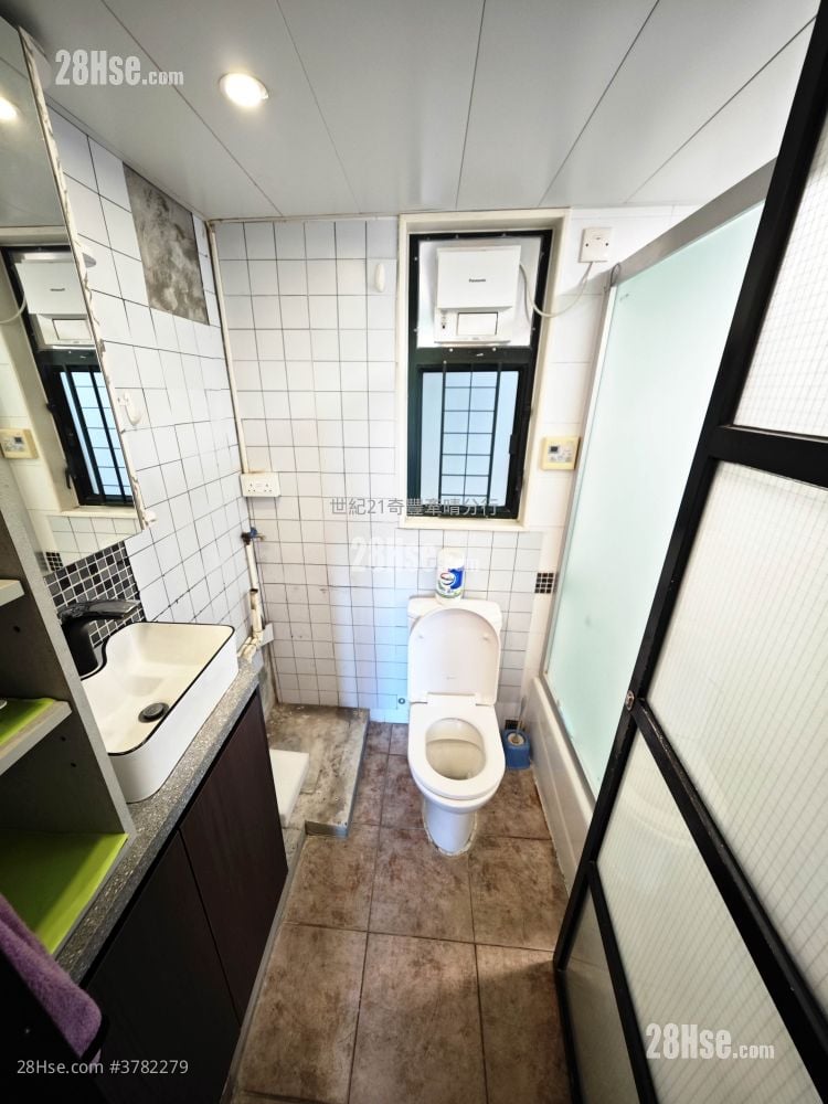 Dawning Views Sell 3 Bedrooms , 2 Bathrooms 616 ft²