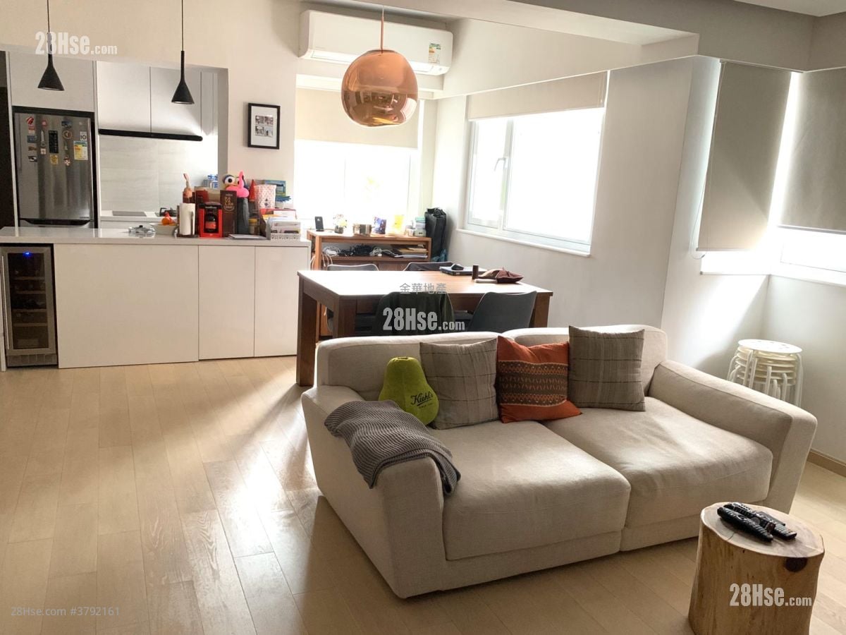 国光大厦 售盘 2 房 , 2 浴室 820 平方尺