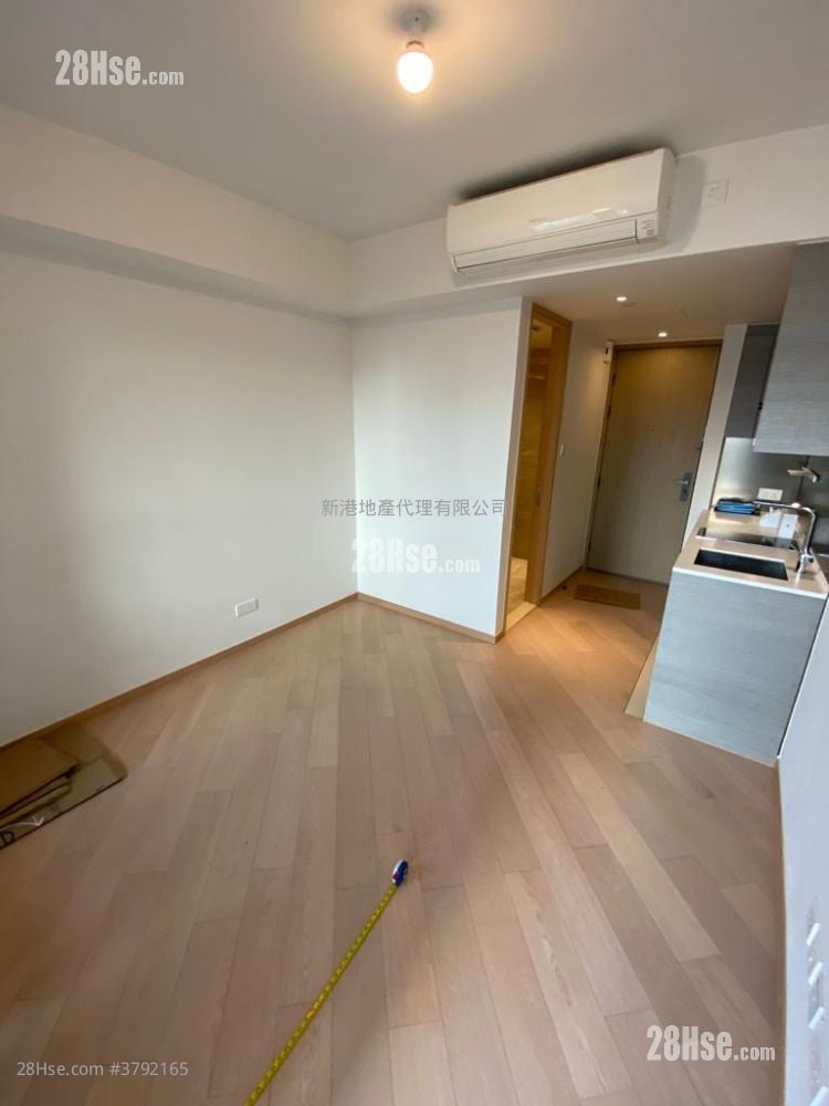 Upper East Rental Studio , 1 Bathroom 228 ft²