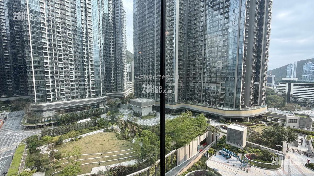 港岛南岸 售盘 3 房 737 平方尺