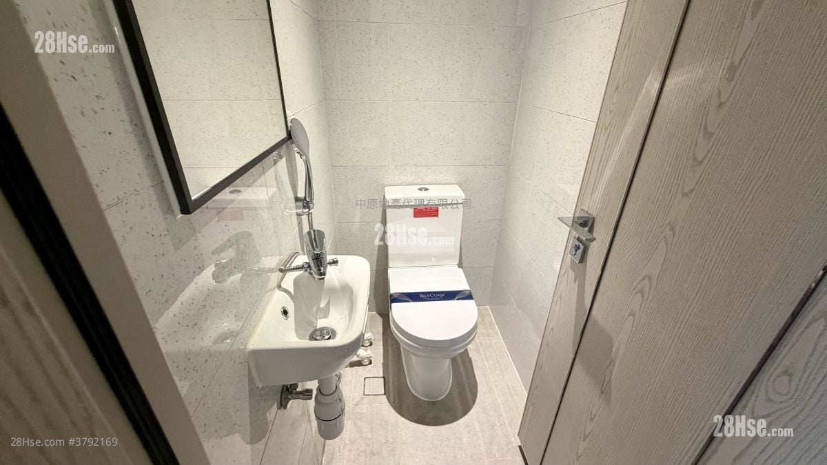 港岛南岸 售盘 3 房 737 平方尺