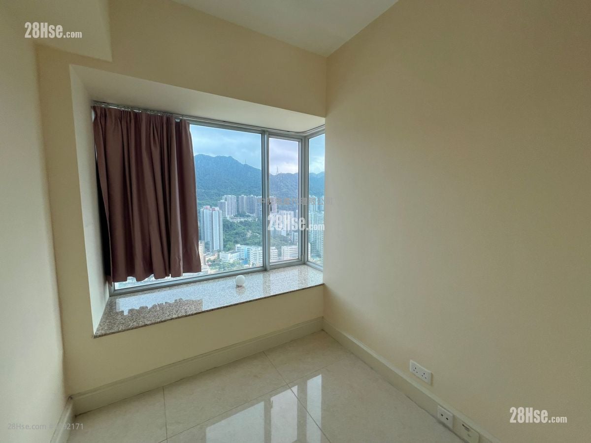 Festival City Rental 3 Bedrooms , 2 Bathrooms 757 ft²