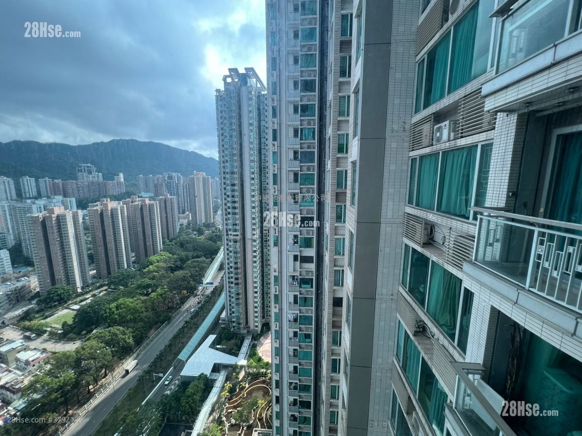 Festival City Rental 3 Bedrooms , 2 Bathrooms 757 ft²