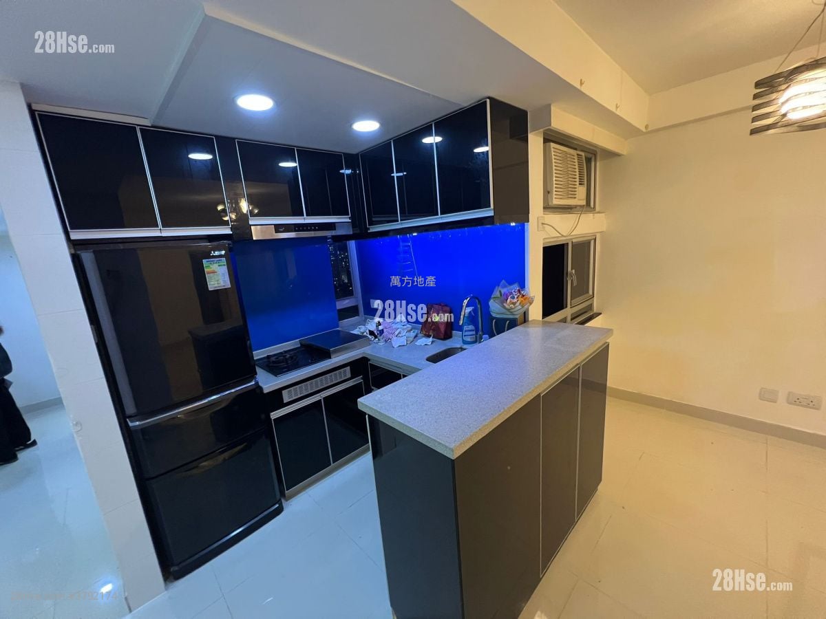 云叠花园 售盘 3 房 , 2 浴室 593 平方尺