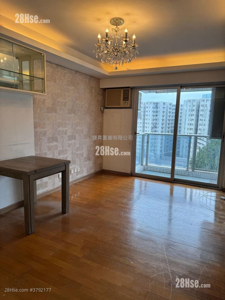 翔龙湾 售盘 3 房 , 1 浴室 546 平方尺