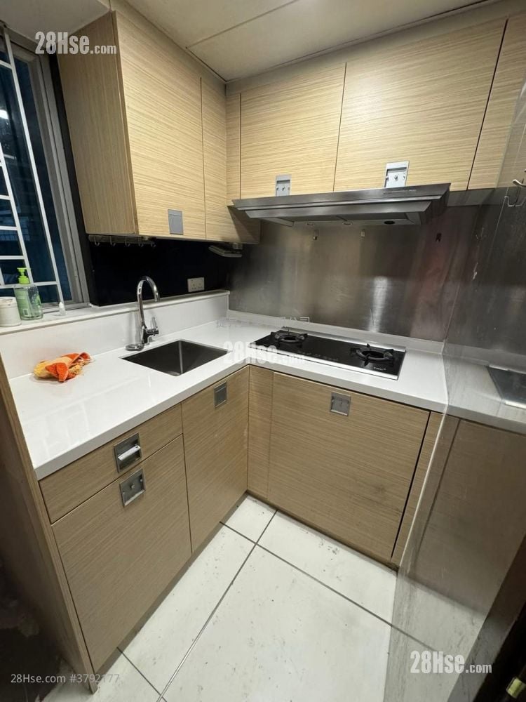 翔龙湾 售盘 3 房 , 1 浴室 546 平方尺