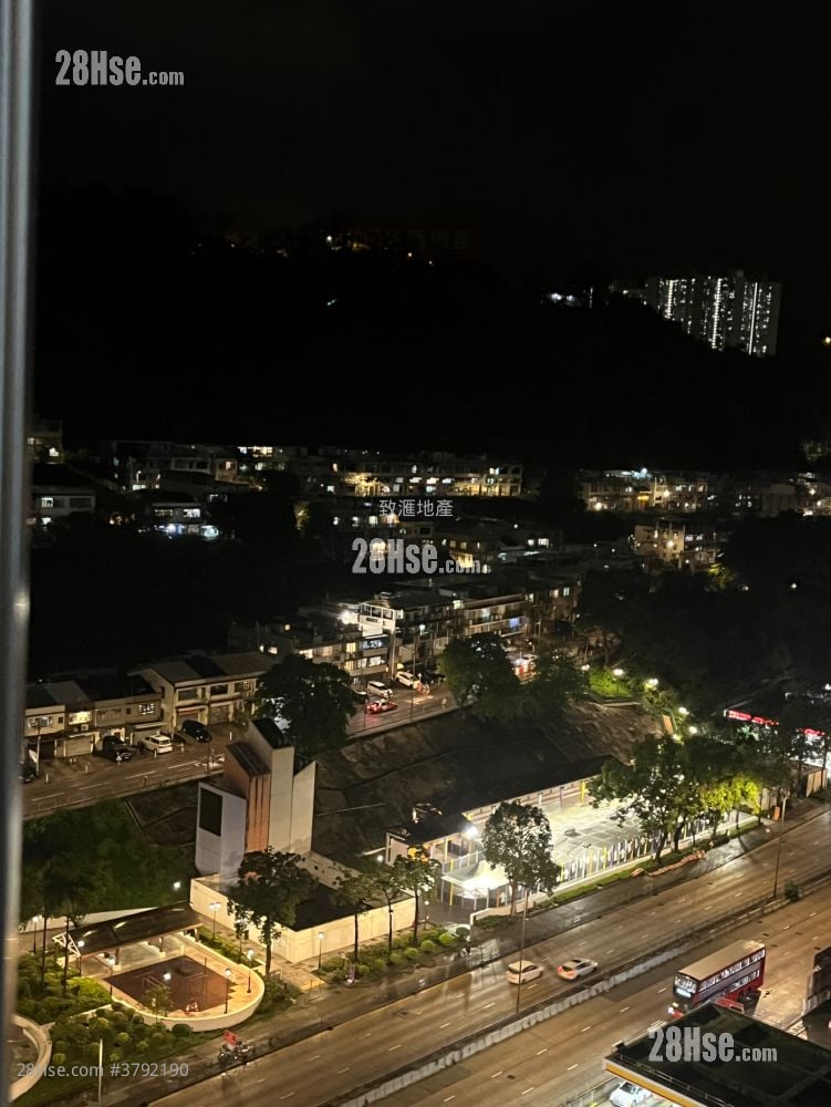 Kwai Yin Court Sell 2 Bedrooms 401 ft²