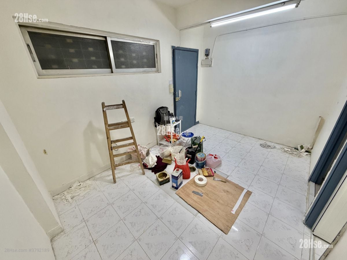 启新大厦 租盘 1 房 , 1 浴室 230 平方尺