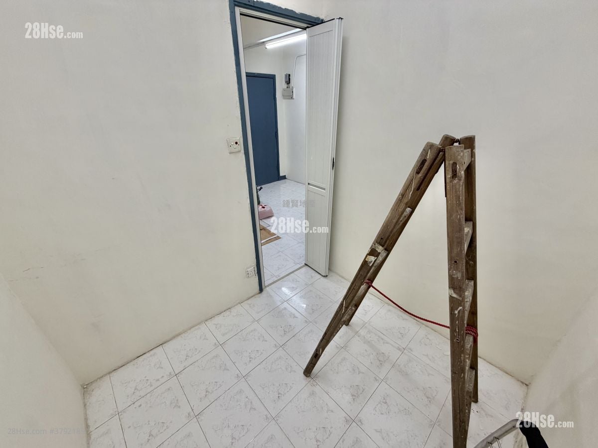 启新大厦 租盘 1 房 , 1 浴室 230 平方尺