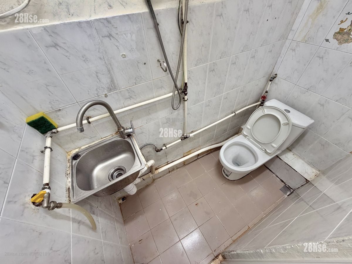 启新大厦 租盘 1 房 , 1 浴室 230 平方尺