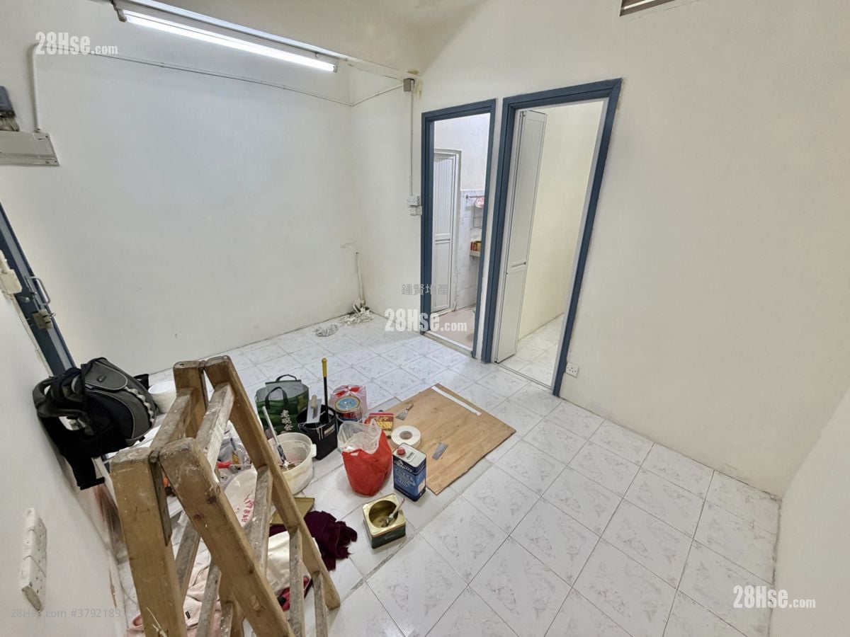 启新大厦 租盘 1 房 , 1 浴室 230 平方尺