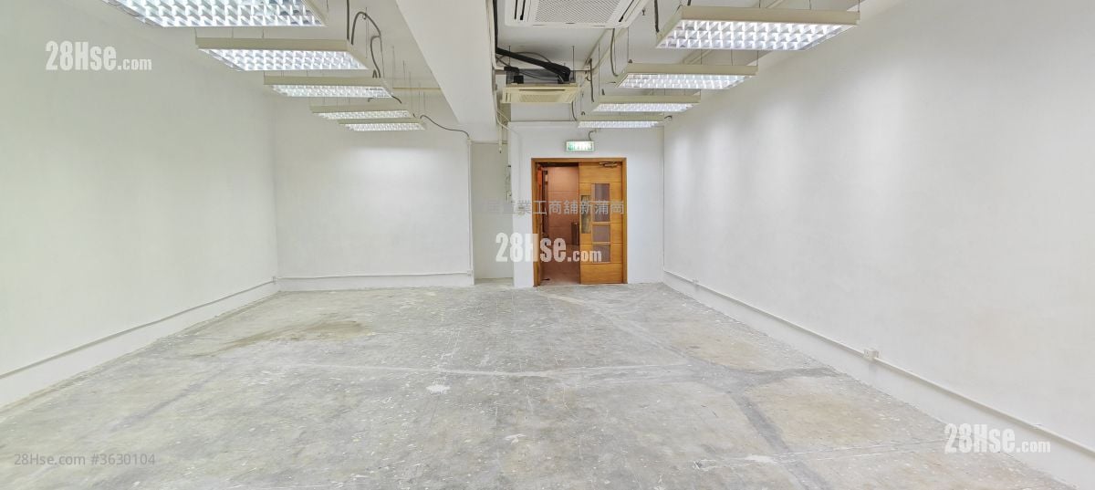 New Treasure Centre Rental 2 Bedrooms , 4 Toilets 769 ft²