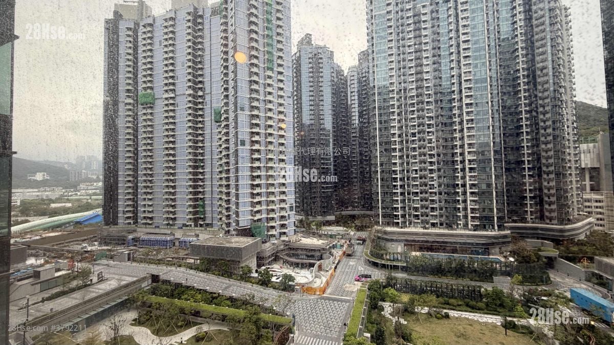 The Southside Sell 3 Bedrooms 737 ft²