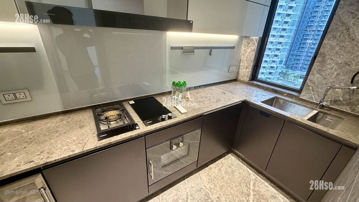 The Southside Sell 3 Bedrooms 737 ft²