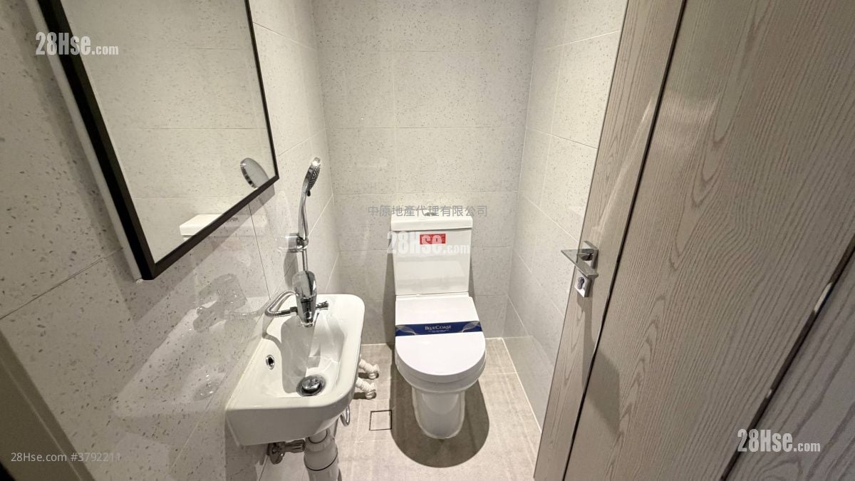 The Southside Sell 3 Bedrooms 737 ft²