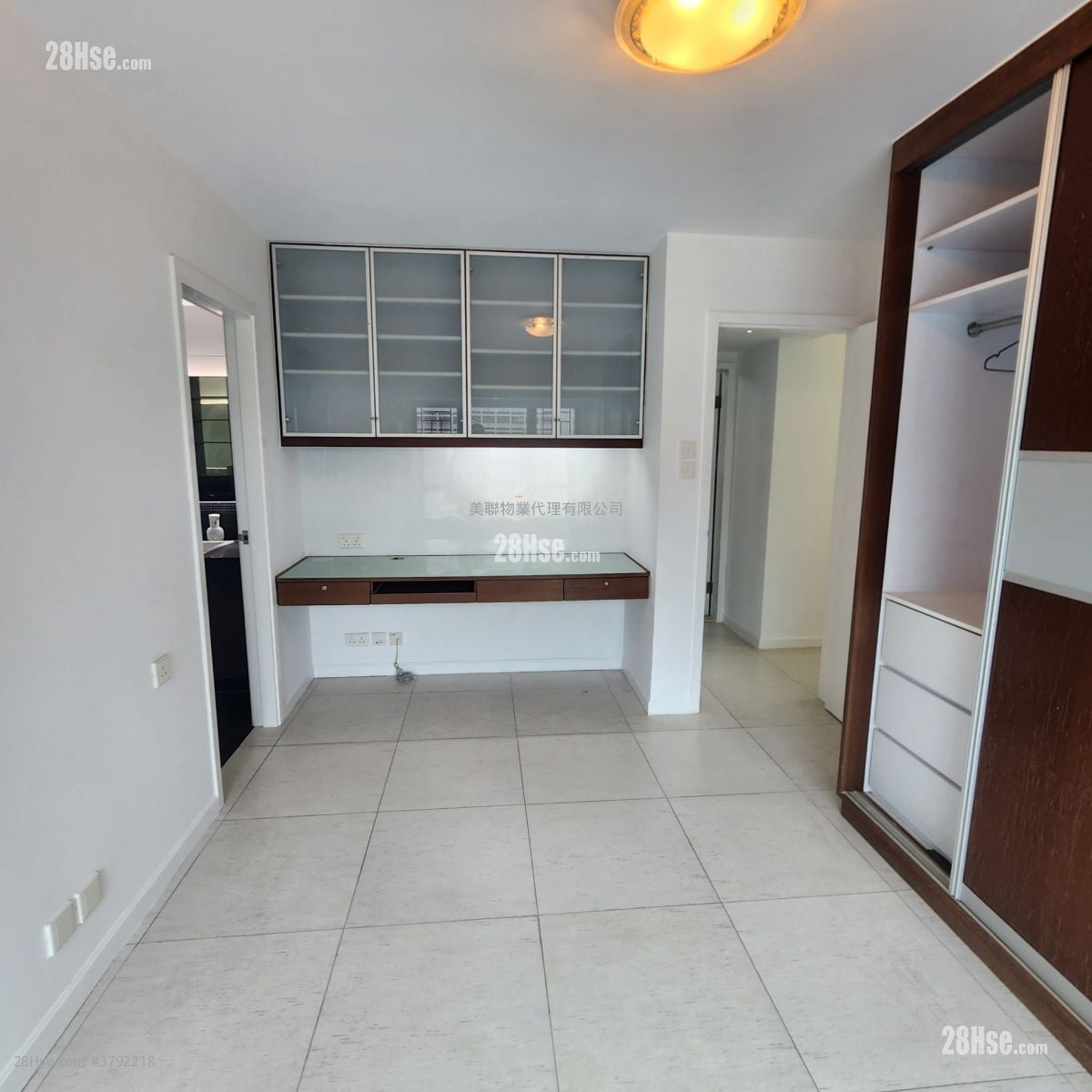 King's Park Villa Sell 3 Bedrooms 1,136 ft²