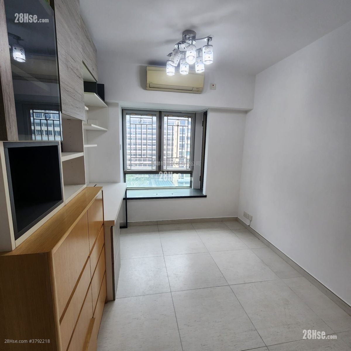 King's Park Villa Sell 3 Bedrooms 1,136 ft²