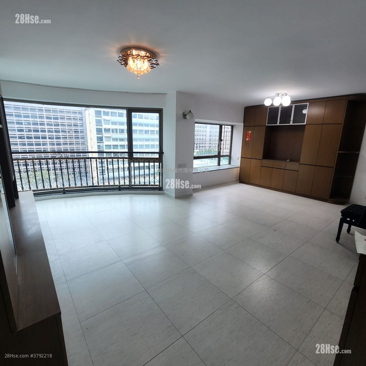 King's Park Villa Sell 3 Bedrooms 1,136 ft²