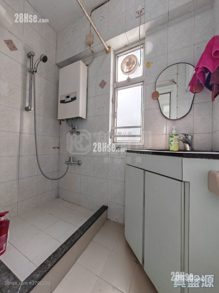 Serene Garden Sell 3 Bedrooms , 1 Bathroom 590 ft²