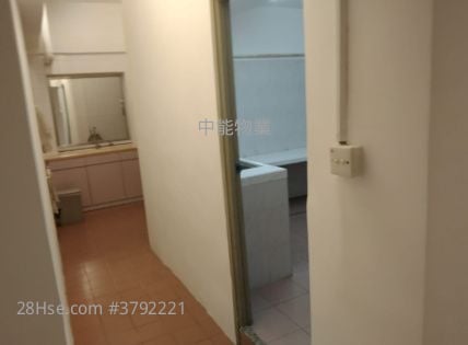 启德工厂大厦 租盘 4 房