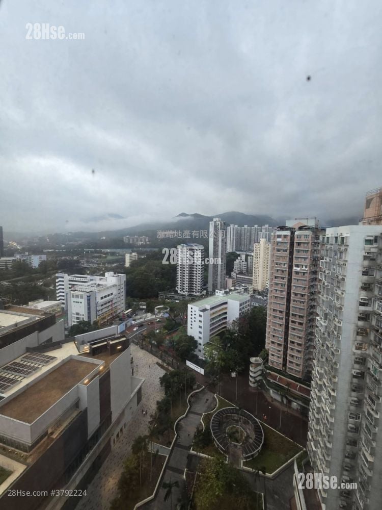 Tai Po Centre Sell 2 Bedrooms , 1 Bathroom 315 ft²