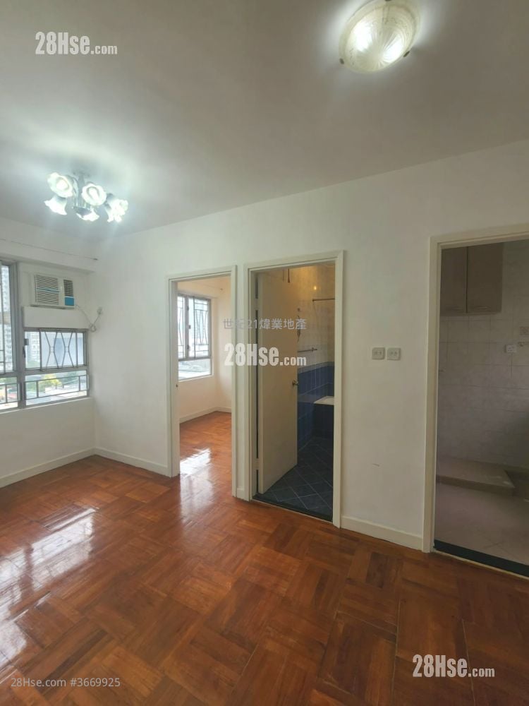 Eightland Gardens Rental 2 Bedrooms , 1 Bathroom 355 ft²