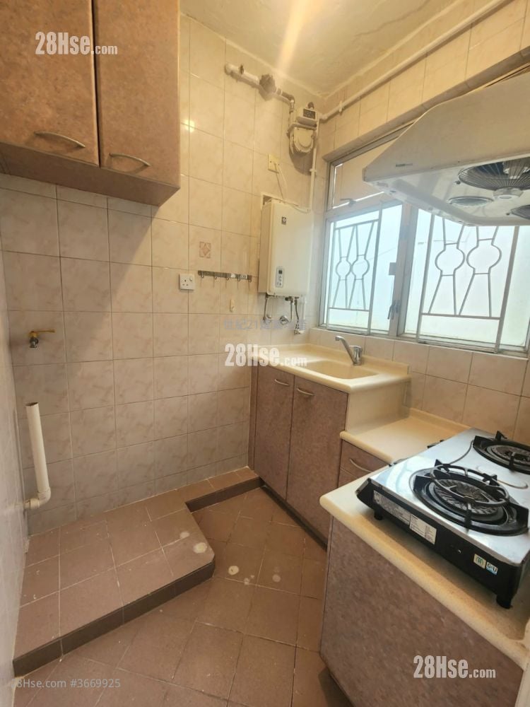 Eightland Gardens Rental 2 Bedrooms , 1 Bathroom 355 ft²