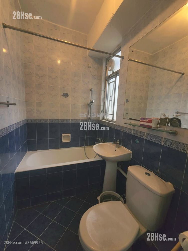 Eightland Gardens Rental 2 Bedrooms , 1 Bathroom 355 ft²