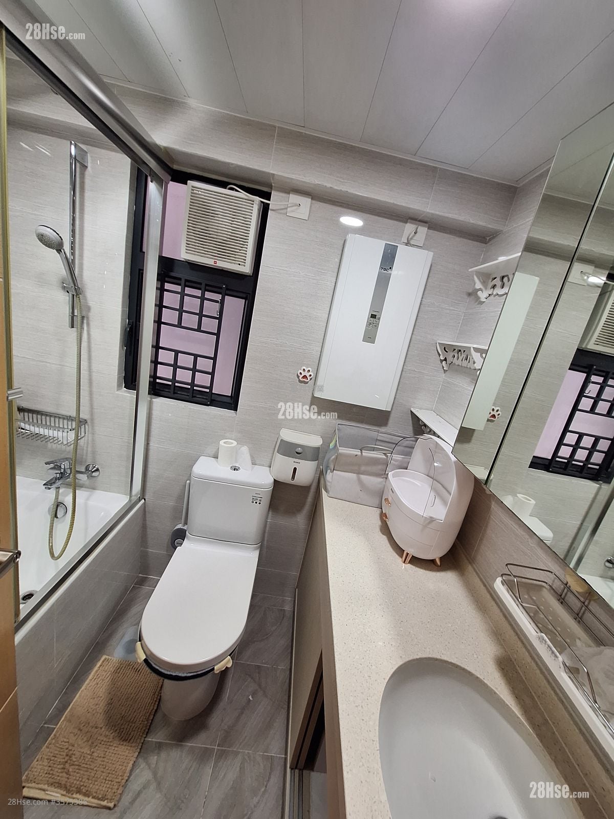 Lagoon Court Rental 2 Bedrooms , 1 Bathroom 403 ft²