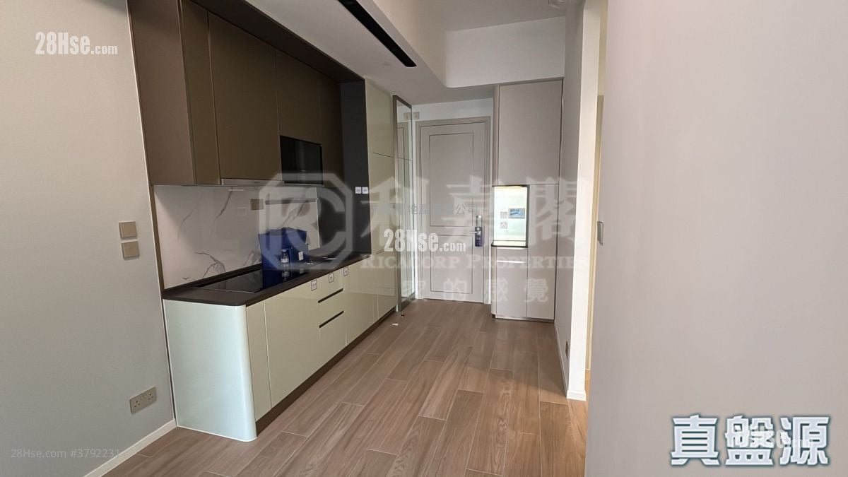 Spring Garden Rental 2 Bedrooms , 1 Bathroom 398 ft²