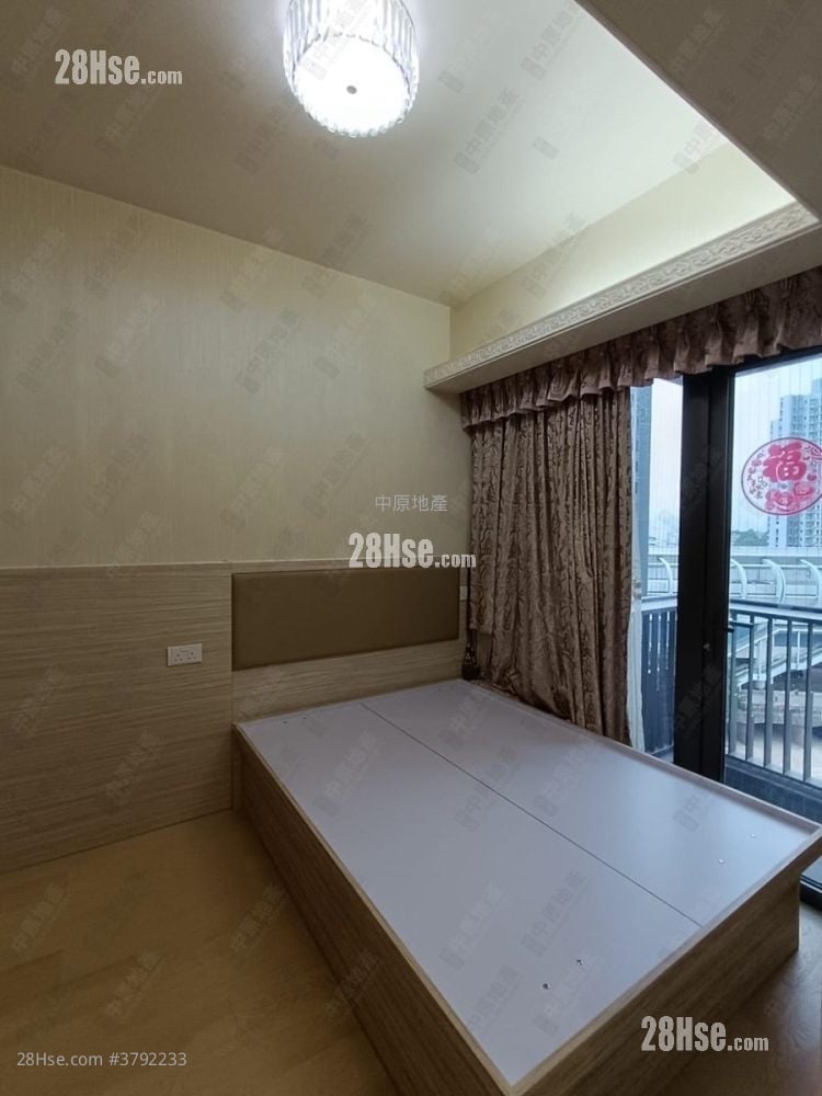 Sol City Sell 3 Bedrooms 719 ft²