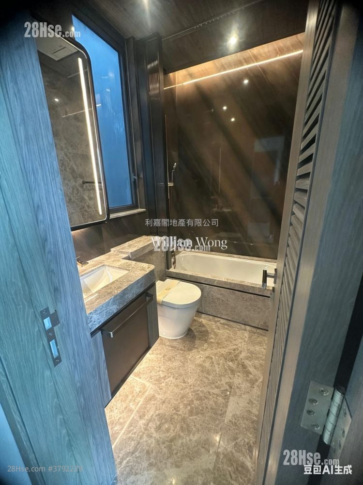 In One Rental 2 Bedrooms , 1 Bathroom 425 ft²